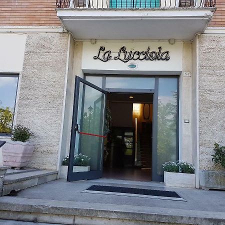 Hotel La Lucciola Chianciano Terme Exterior photo